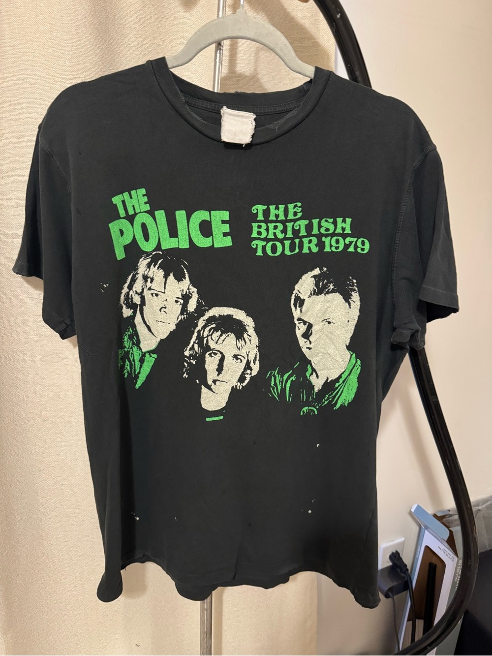 MADEWORN- The Police T. Medium - Picture 3 of 4